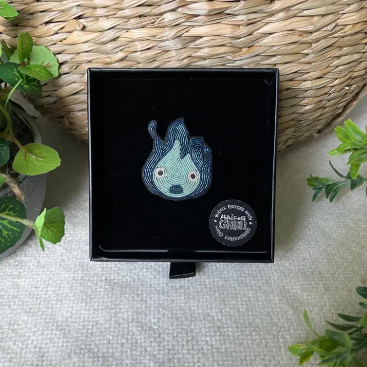 Discount Embroidered Jewel Brooch Blue Calcifer - Howl’s Moving Castle Pins