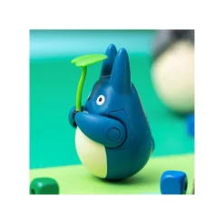 New Round Bottomed Figurine Middle Totoro with leaf - My Neighbor Totoro Toys