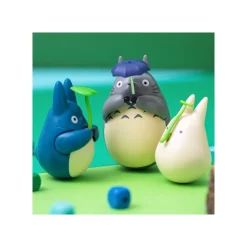 New Round Bottomed Figurine Middle Totoro with leaf - My Neighbor Totoro Toys